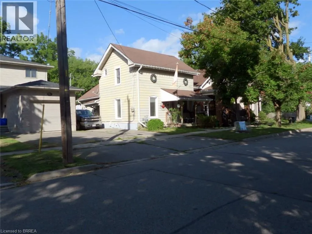 9 SUPERIOR Street