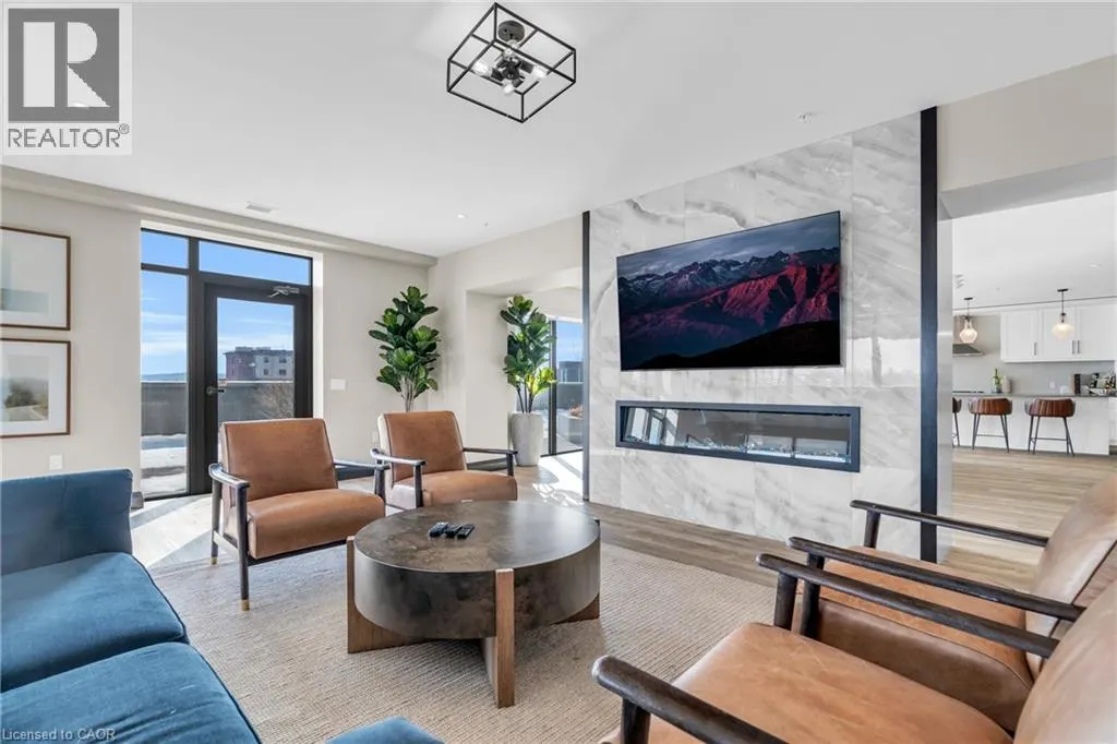 15 GLEBE Street Unit# PH2001, #PH2001