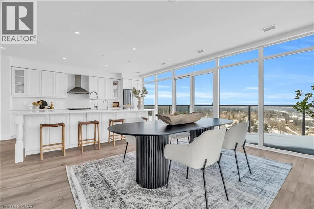 15 GLEBE Street Unit# PH2001, #PH2001