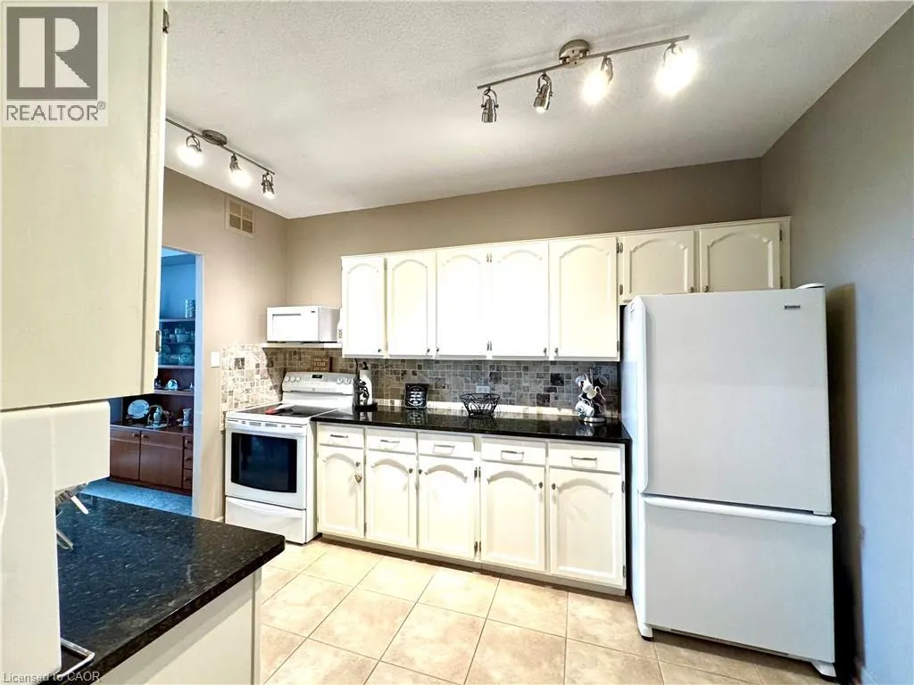 5250 LAKESHORE Road Unit# 1708, #1708