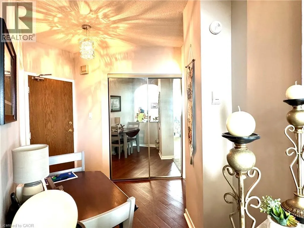 5250 LAKESHORE Road Unit# 1708, #1708