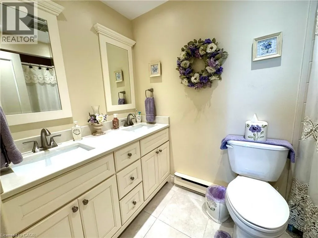 5250 LAKESHORE Road Unit# 1708, #1708