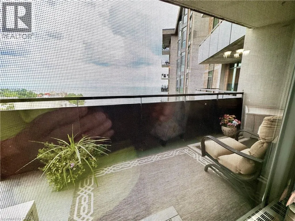 5250 LAKESHORE Road Unit# 1708, #1708