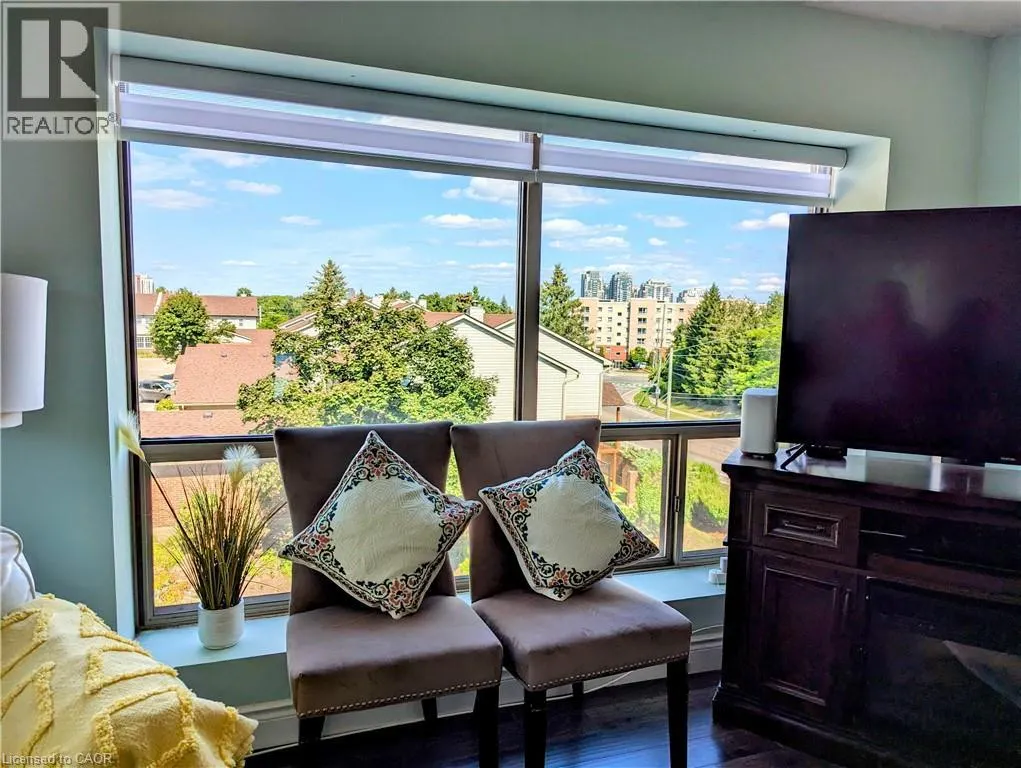300 KEATS Way Unit# 407, #407