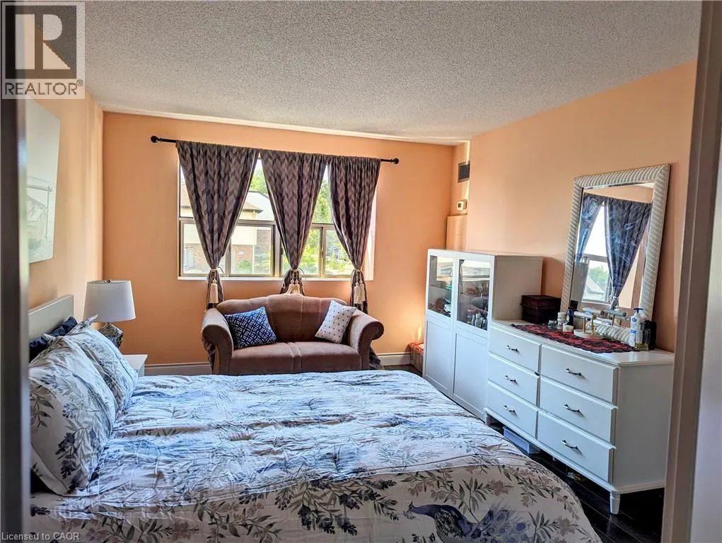 300 KEATS Way Unit# 407, #407