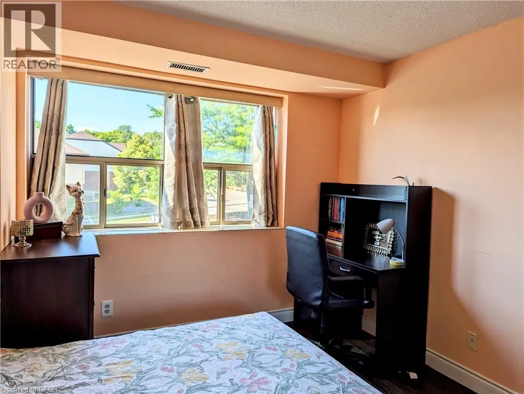 300 KEATS Way Unit# 407, #407