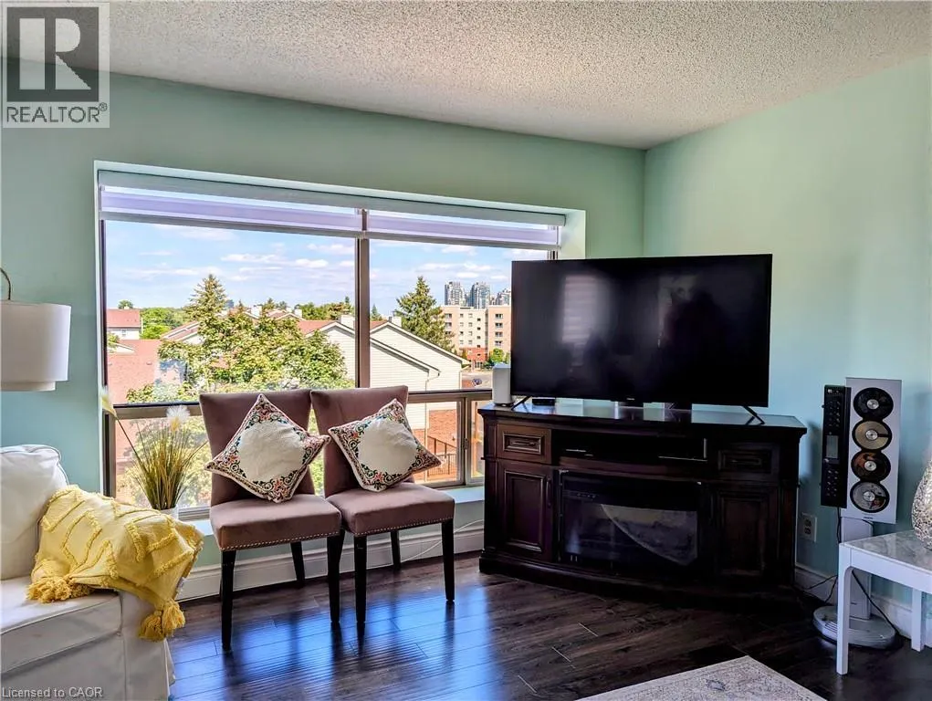 300 KEATS Way Unit# 407, #407