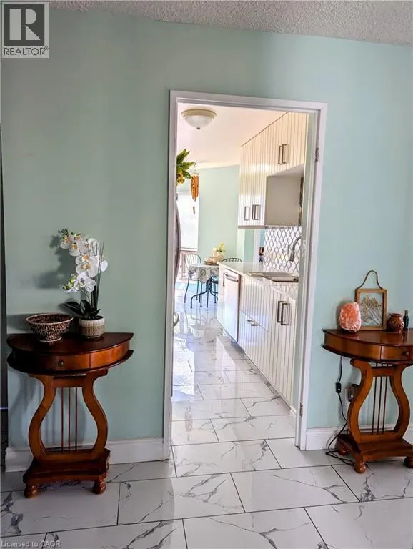 300 KEATS Way Unit# 407, #407