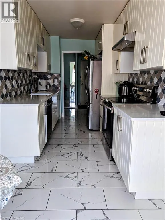 300 KEATS Way Unit# 407, #407