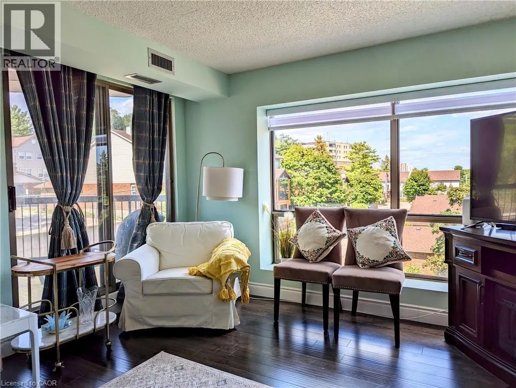 300 KEATS Way Unit# 407, #407