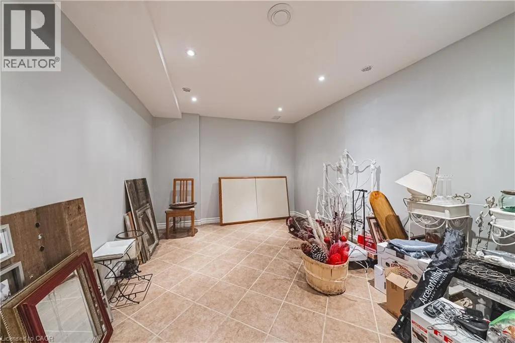 65 MOUNT PLEASANT Drive