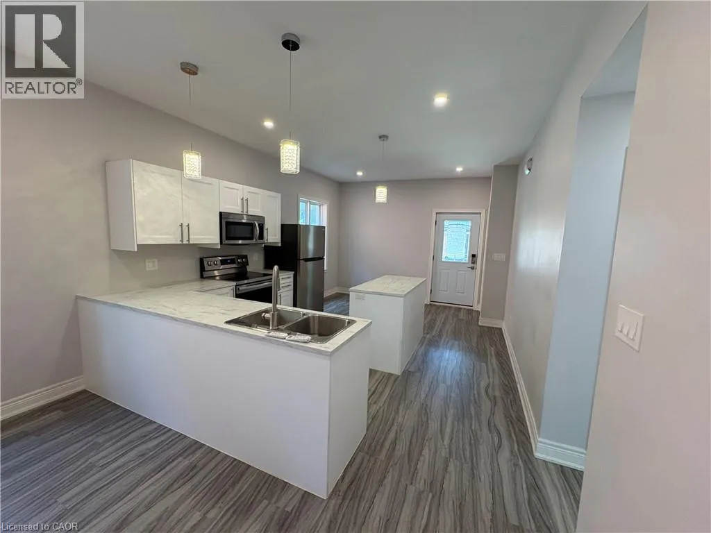 200 HOLTON Avenue S Unit# 1, #1