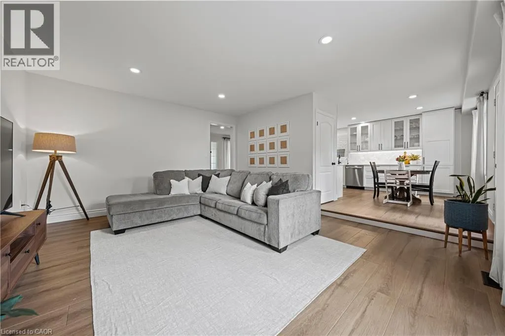 180 GRANITE HILL Drive