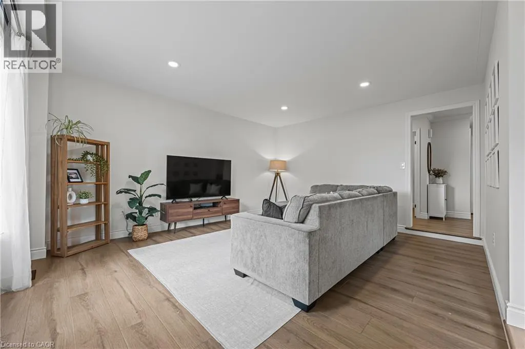 180 GRANITE HILL Drive