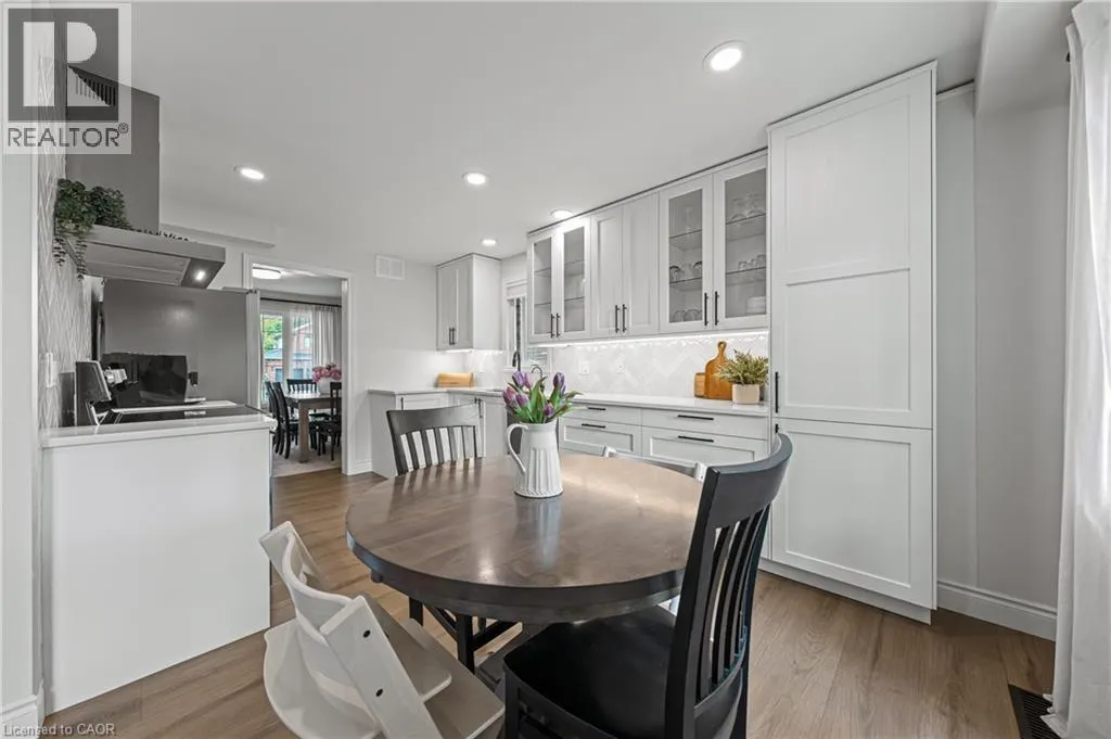 180 GRANITE HILL Drive