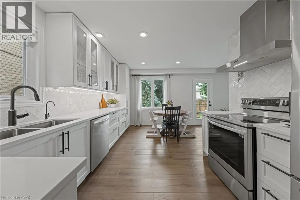 180 GRANITE HILL Drive