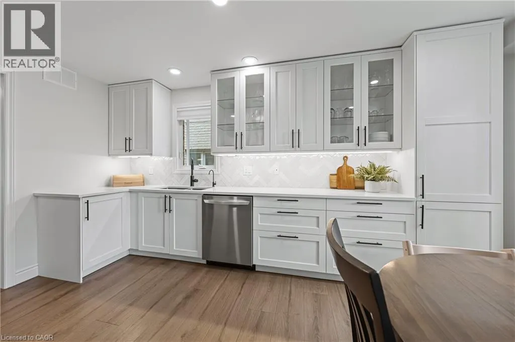 180 GRANITE HILL Drive