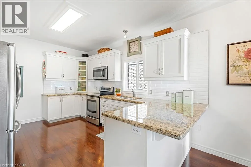 60 GARINGER Crescent