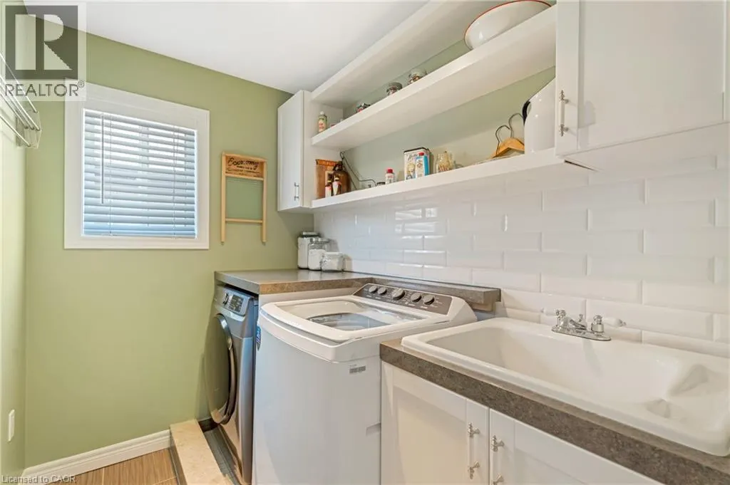 60 GARINGER Crescent