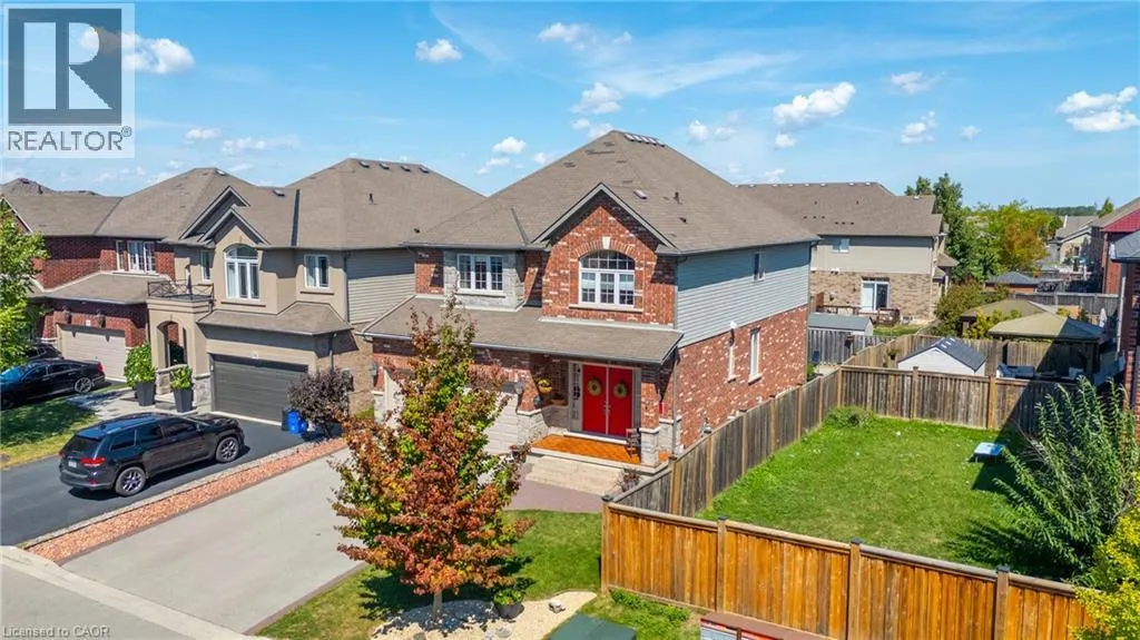 60 GARINGER Crescent
