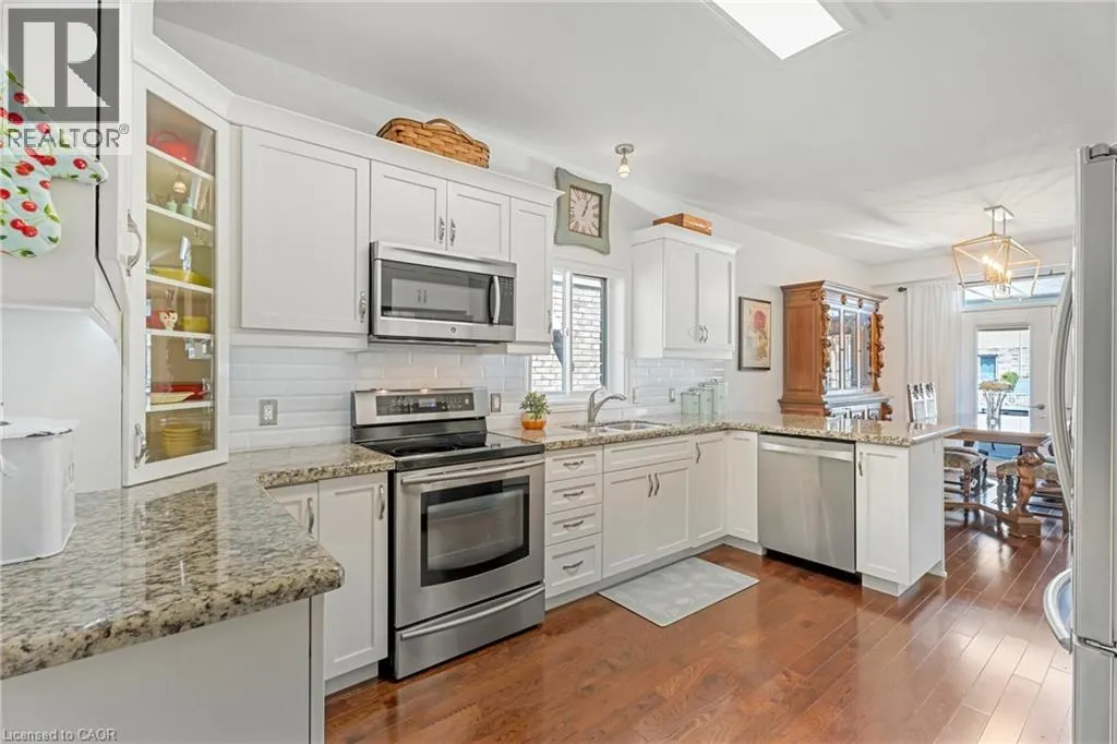 60 GARINGER Crescent