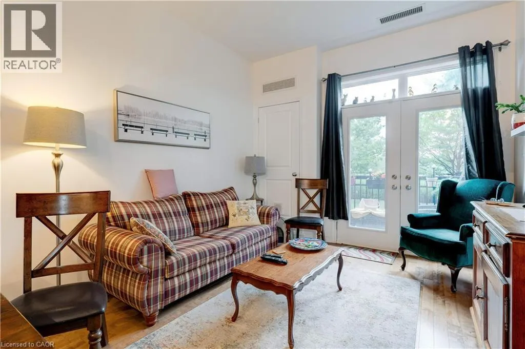 5327 UPPER MIDDLE Road Unit# 111, #111