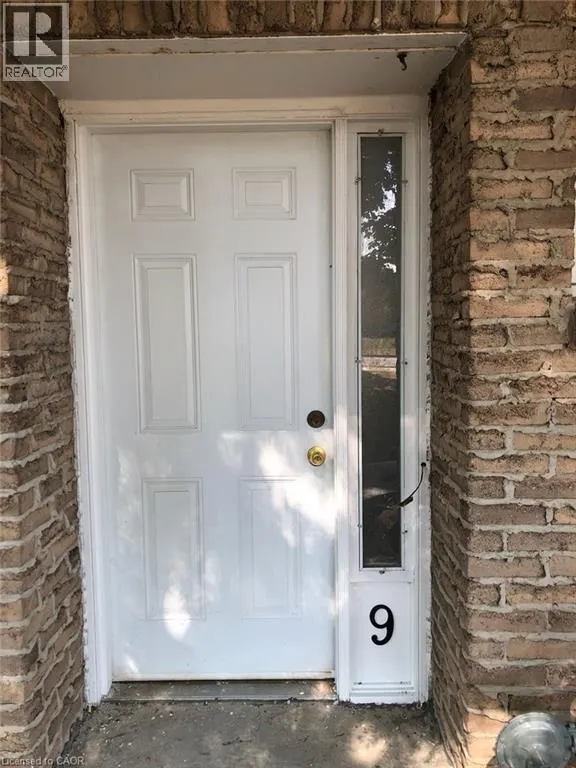 2050 UPPER MIDDLE Road Unit# 9, #9