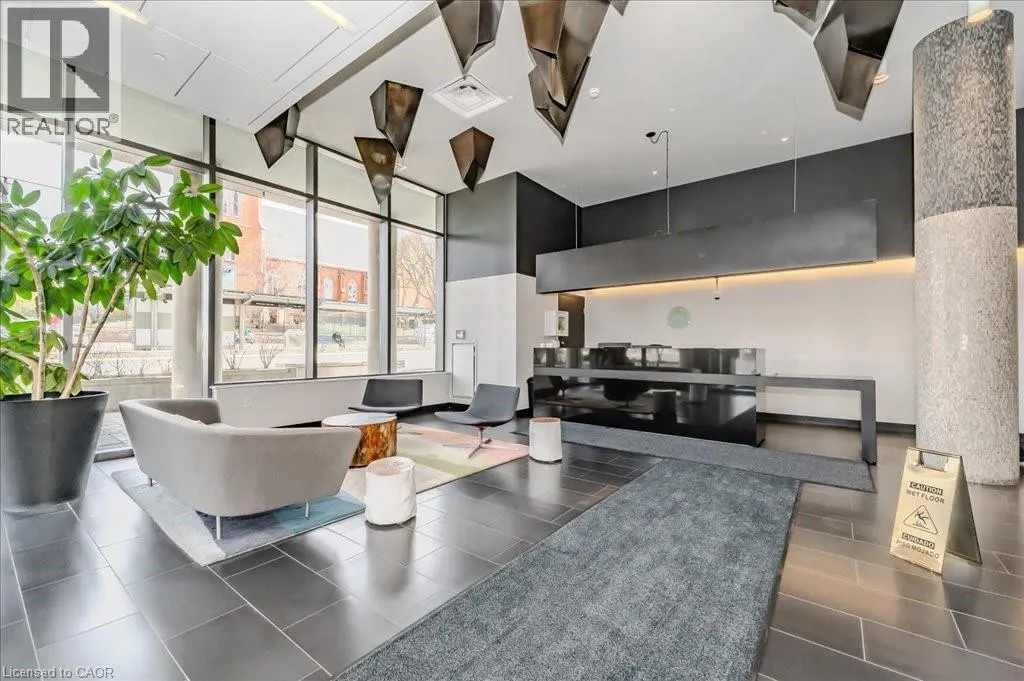85 DUKE Street W Unit# 1702, #1702