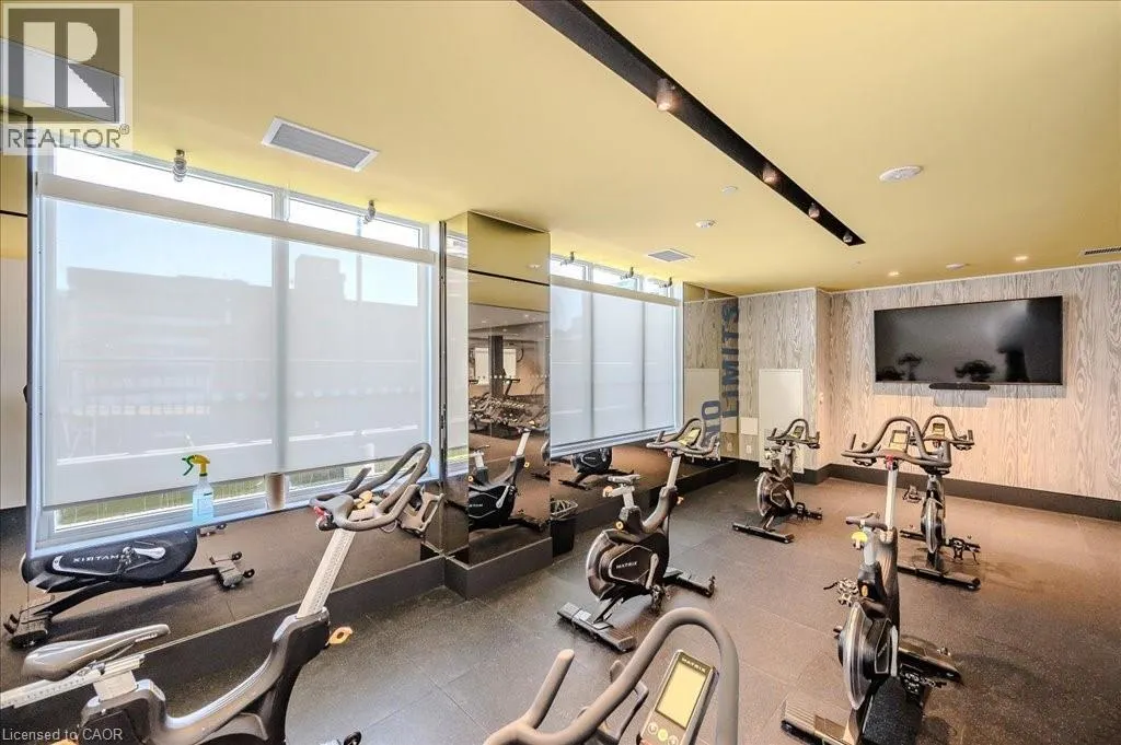 85 DUKE Street W Unit# 1702, #1702