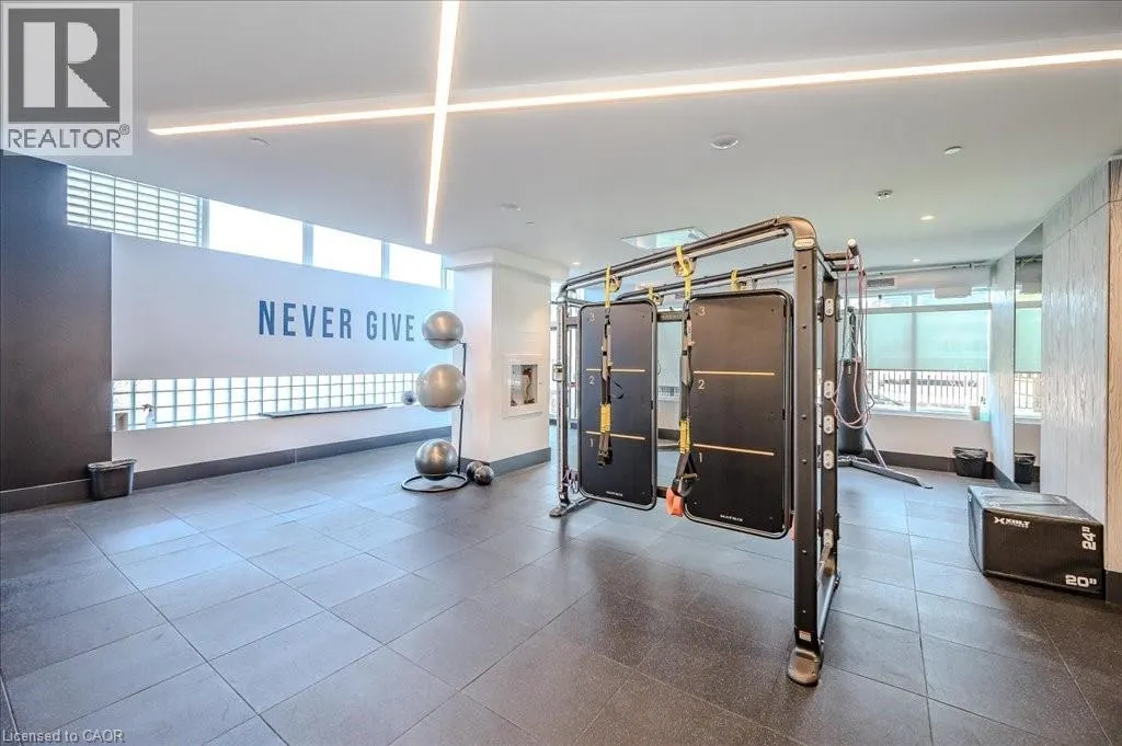 85 DUKE Street W Unit# 1702, #1702