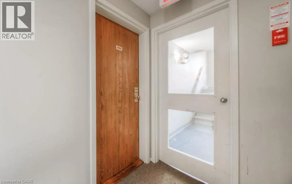 565 GREENFIELD Avenue Unit# 703, #703