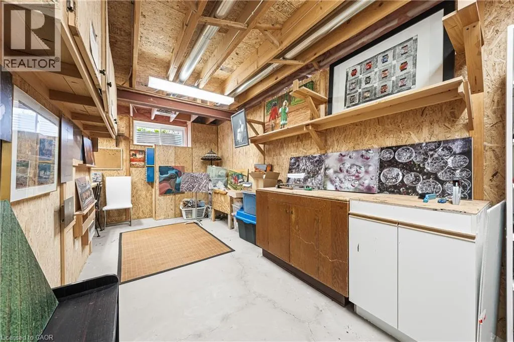 152 DEVONSHIRE Drive Unit# 18, #18