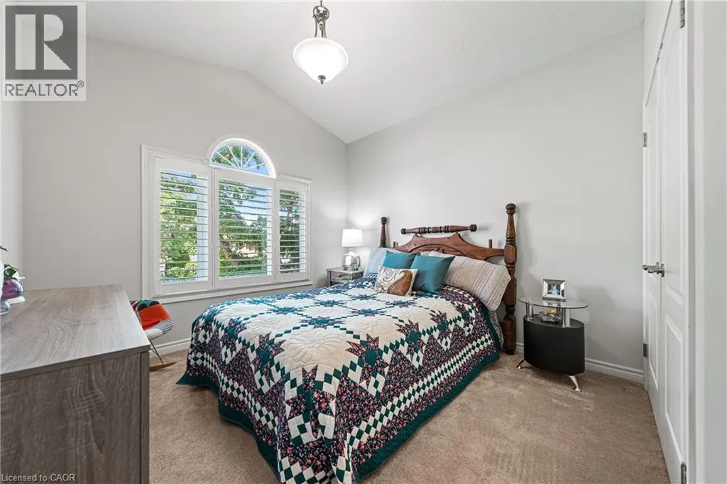 152 DEVONSHIRE Drive Unit# 18, #18