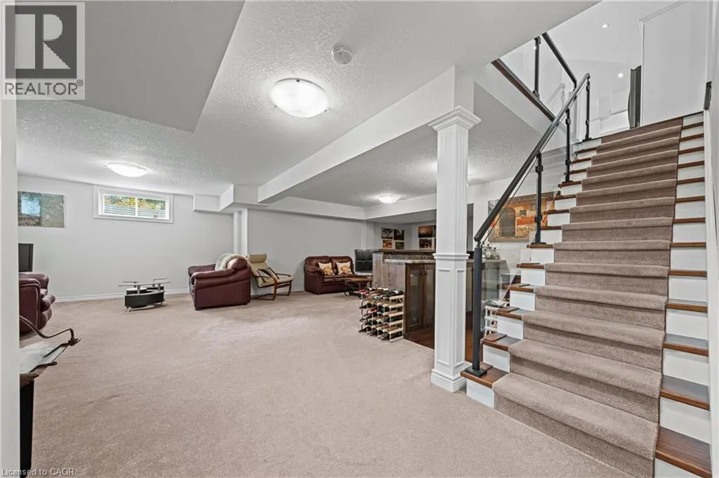 152 DEVONSHIRE Drive Unit# 18, #18