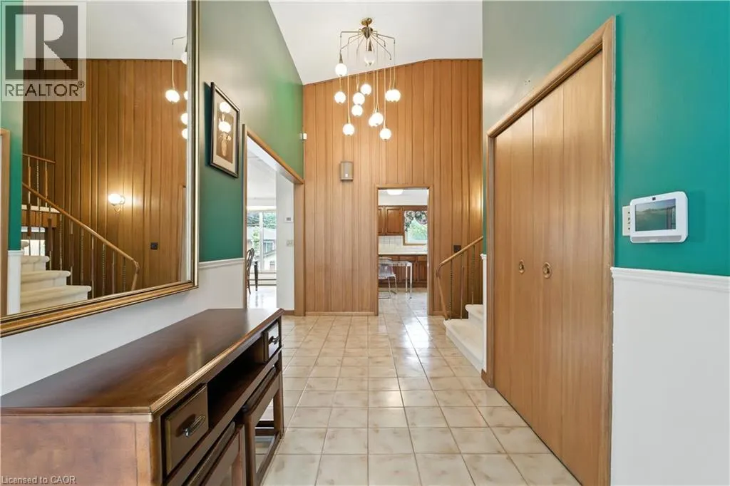 16 SOUTHILL Drive