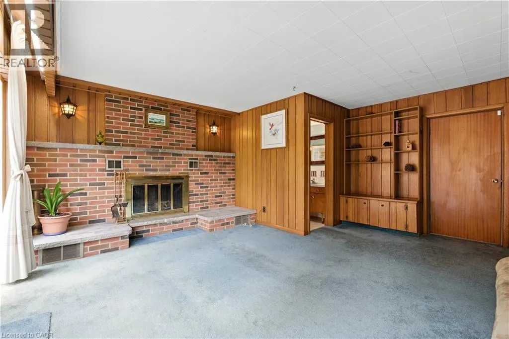 16 SOUTHILL Drive