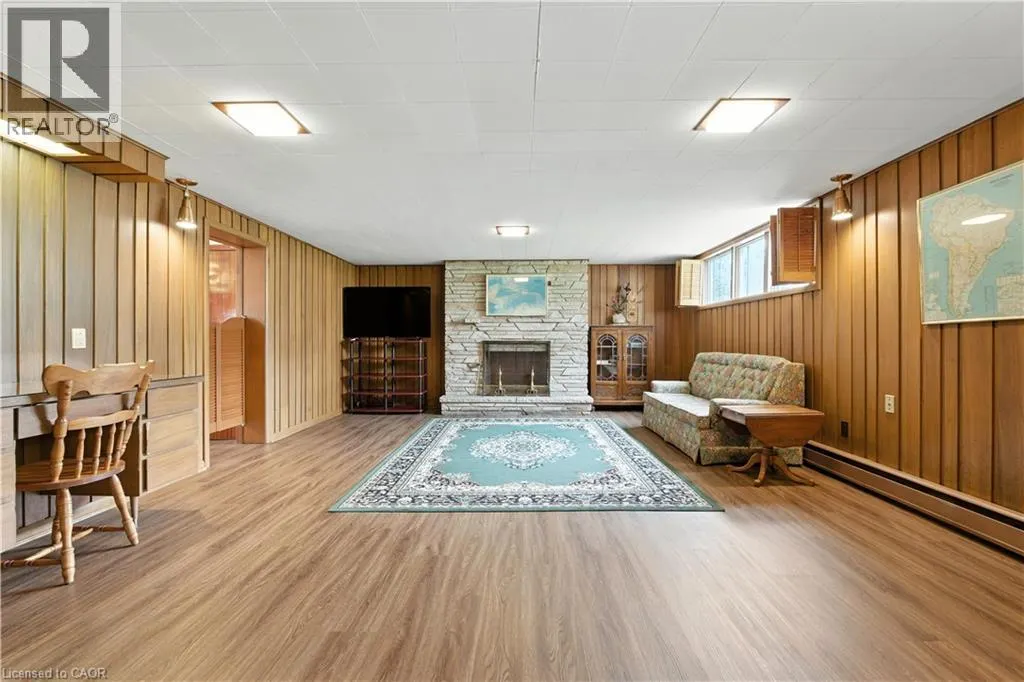 16 SOUTHILL Drive