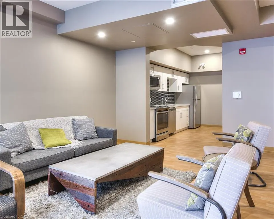 690 KING Street W Unit# 622, #622