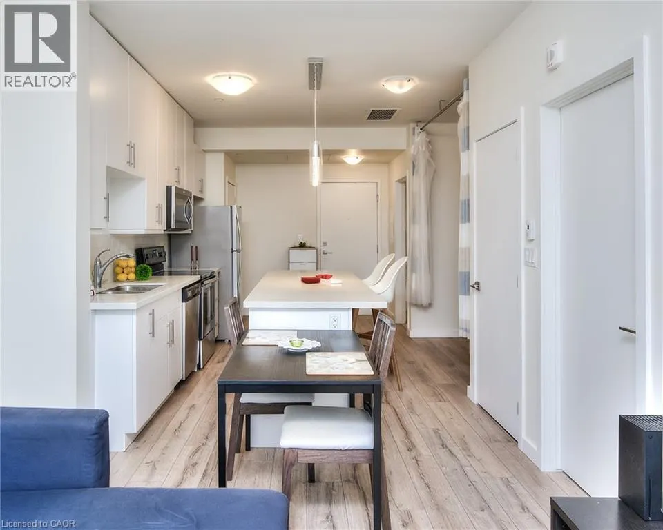 690 KING Street W Unit# 622, #622