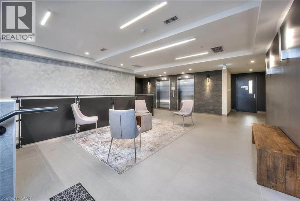 690 KING Street W Unit# 622, #622