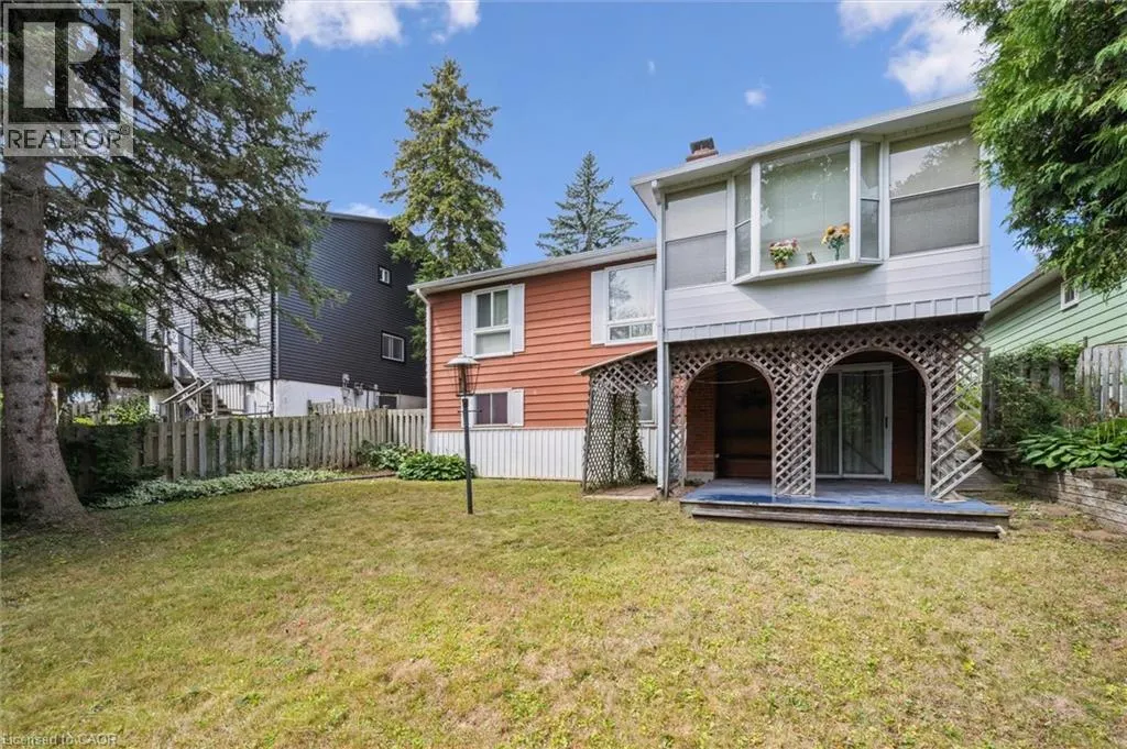 282 WESTHEIGHTS Drive
