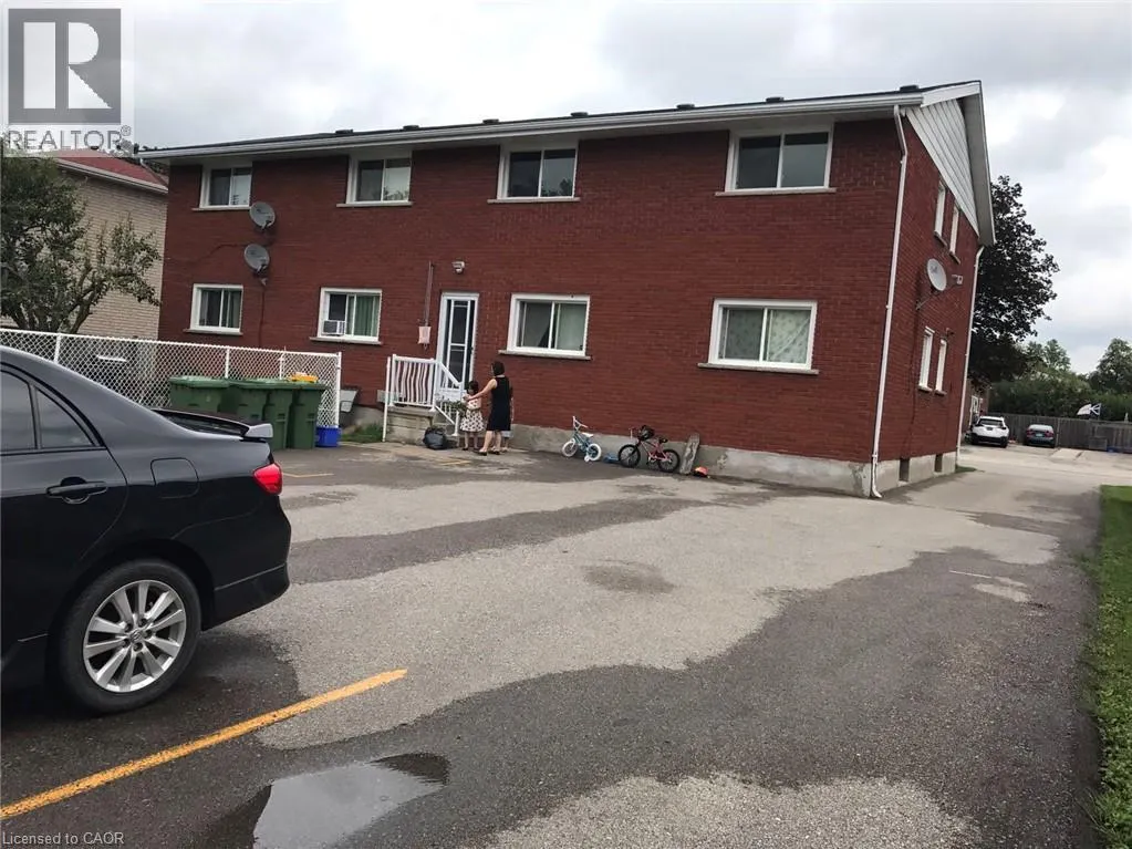 122 LOWREY Avenue S Unit# 3, #3