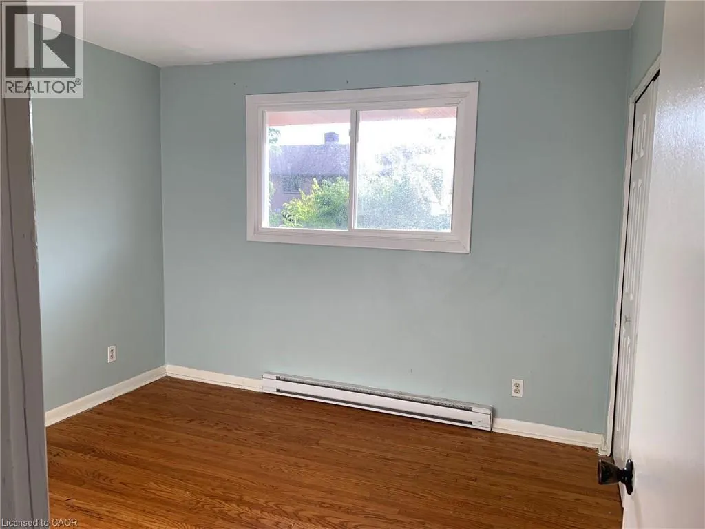 122 LOWREY Avenue S Unit# 3, #3