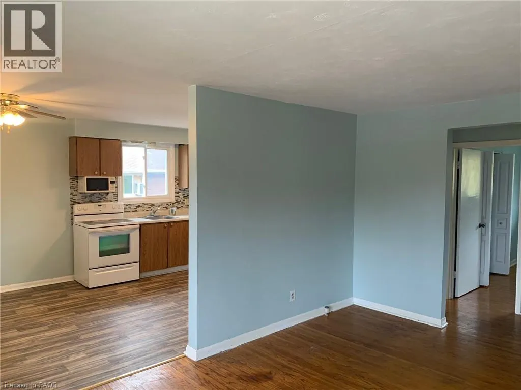 122 LOWREY Avenue S Unit# 3, #3