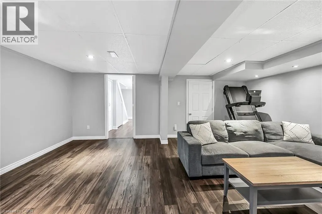 54 ARGYLE Street S Unit# 2, #2
