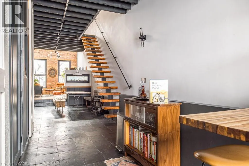 203 KING Street E