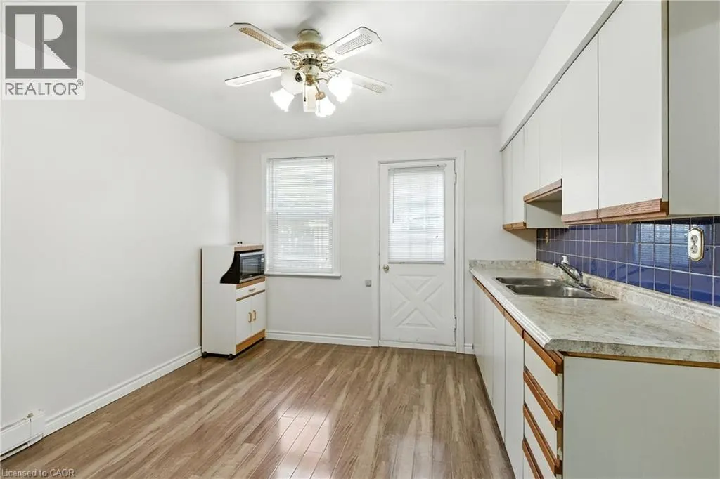 24 MACKLIN Street N