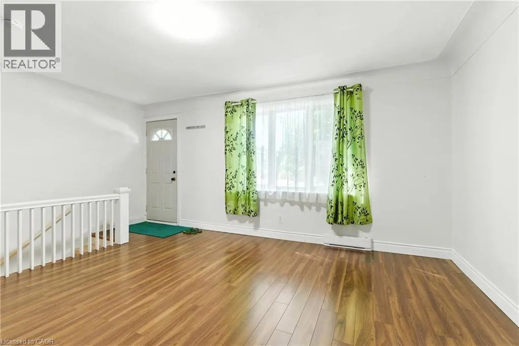 24 MACKLIN Street N