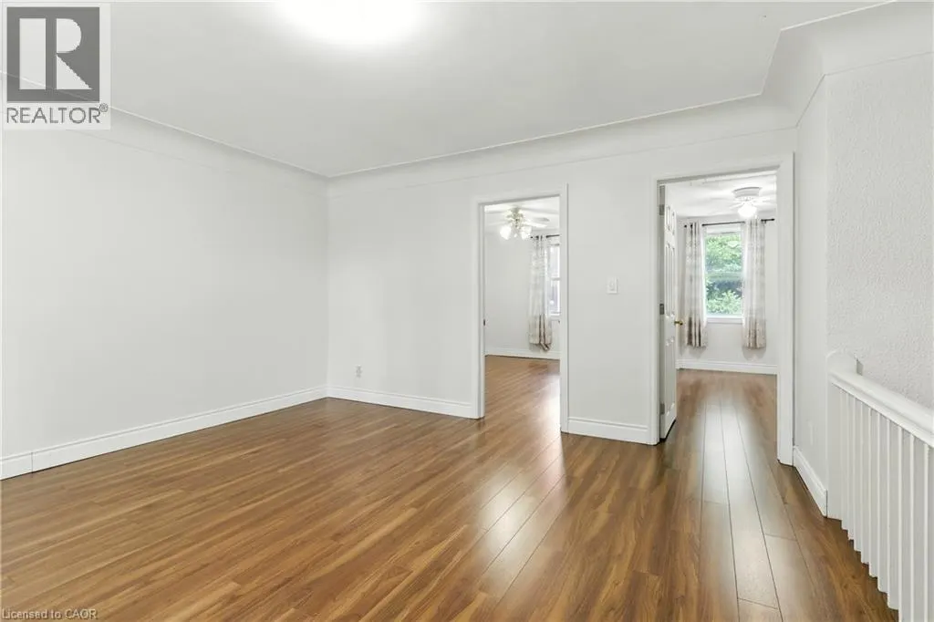 24 MACKLIN Street N