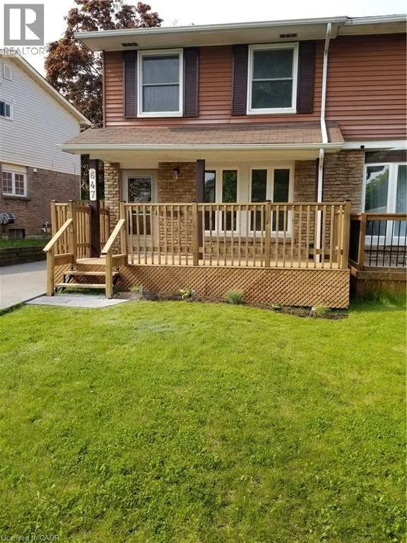 647 BALSAM Crescent